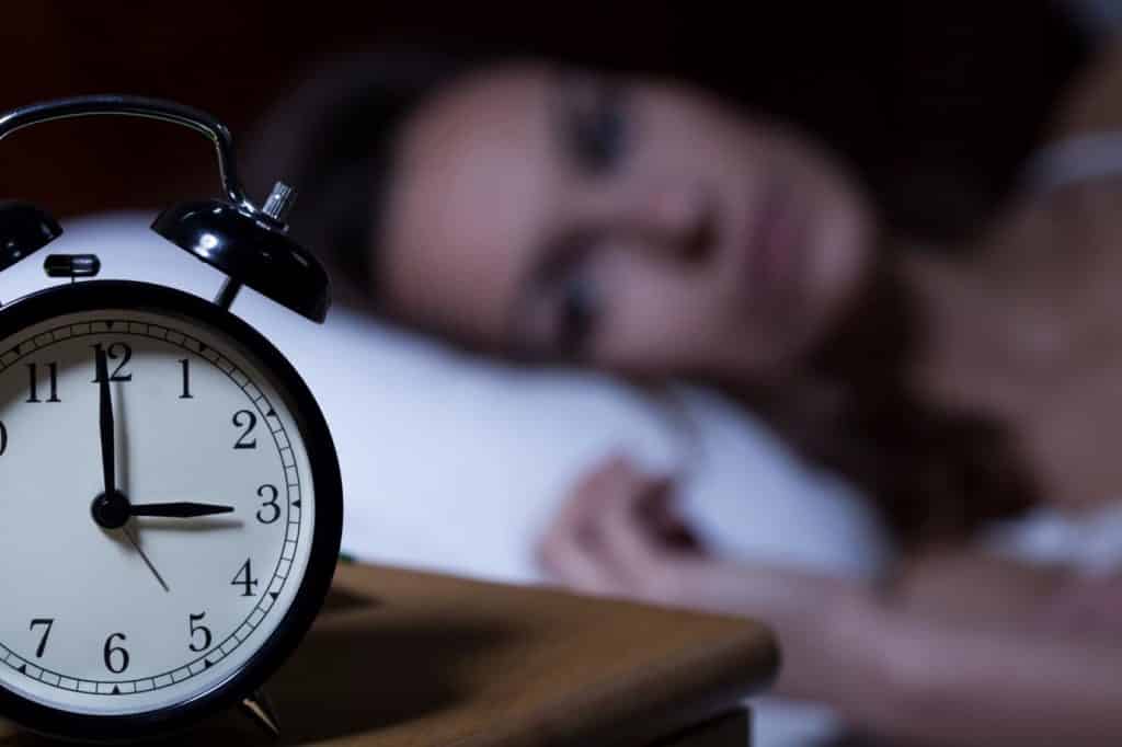 Anda Mengalami Gangguan Tidur Atasi dengan Minyak Kutus Kutus
